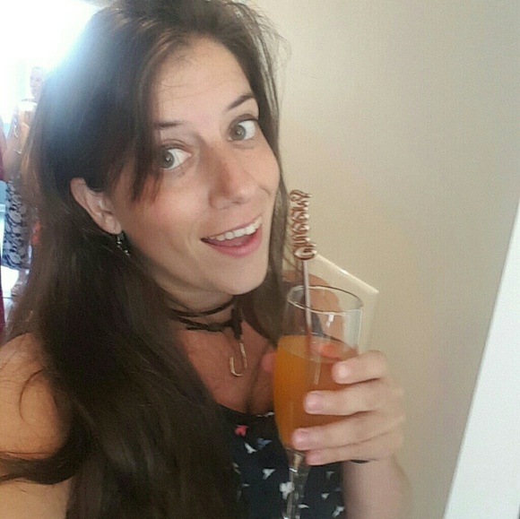 Meet your Posher, Catherine - Picture 1 of 1